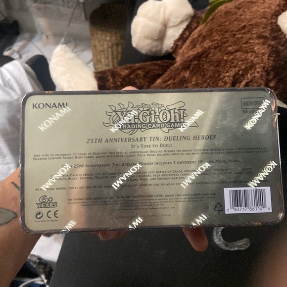 Yu gi oh 25th quarter century Anniversary Tin - Picture 2 of 2